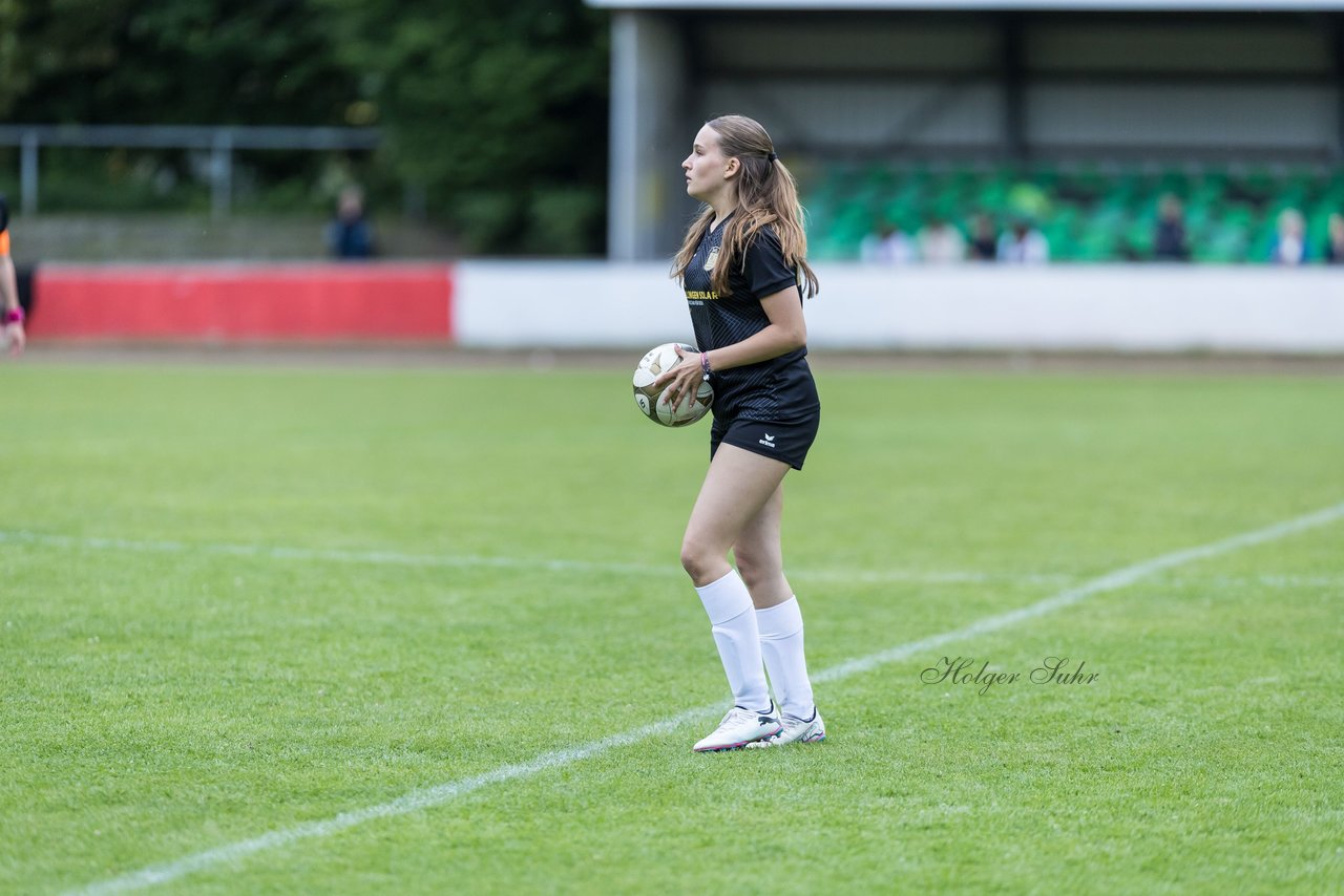 Bild 262 - Loewinnen Cup
